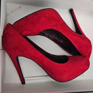 BCBG Generation holiday red suede pumps Women 5.5M